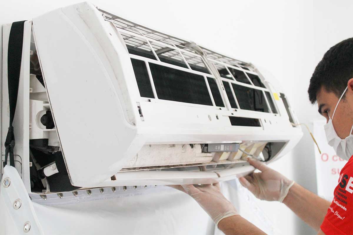 Limpeza e Higienização de Ar Condicionado